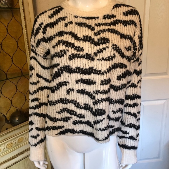 New Line the Label Knit Sweater in Equine Sz S - Picture 5 of 12